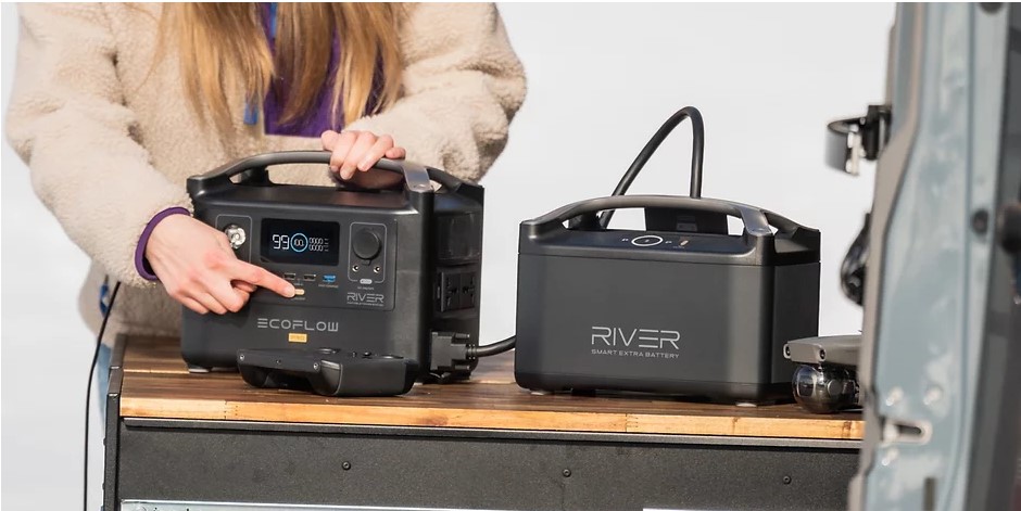 Daha İleri Git Uzun süre dışarıda mı kaldın? RIVER Pro'nun kapasitesini ekstra batarya ile ikiye, 1440Wh'a katlayın.